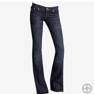 Rock and Republic Bootcut Jean Size 29